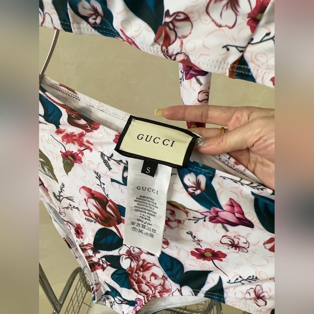 Gucci Floral Bikinis Set - Picture 7 of 7